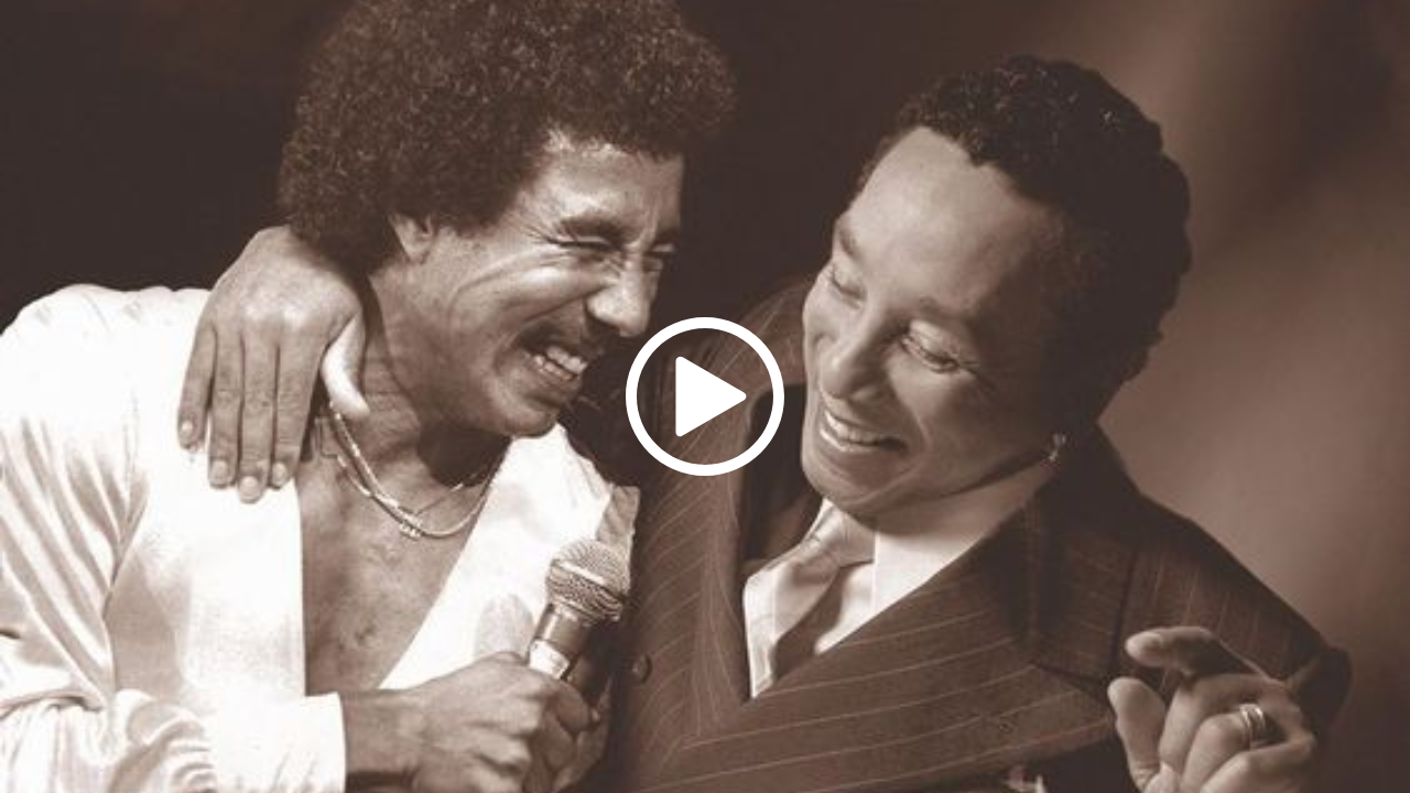 Smokey Robinson – Just to See Her
